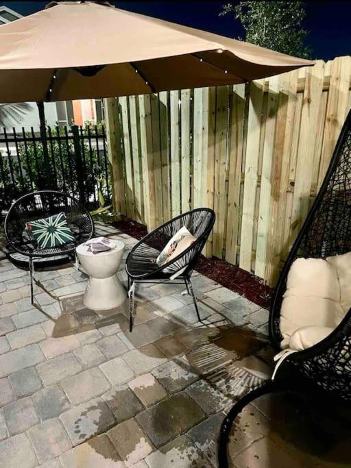 Modern Townhome With Stylish Decor! Miami Gardens Luaran gambar